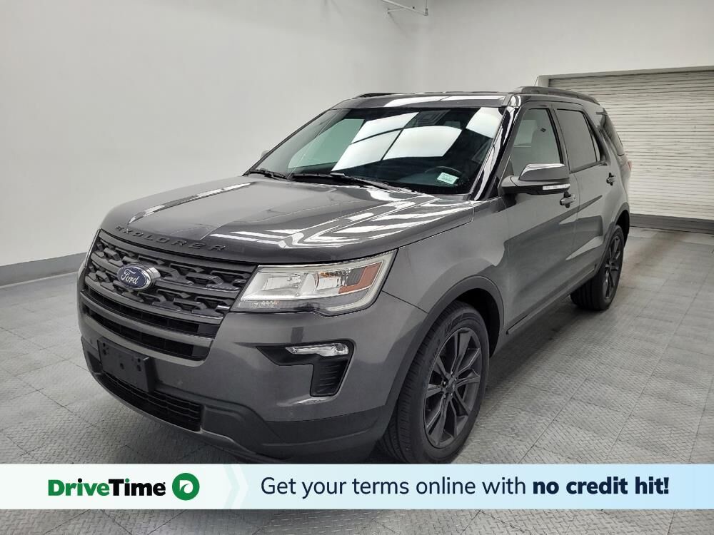 2018 FORD Explorer