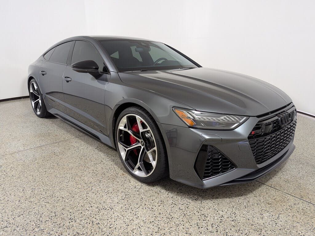 2025 AUDI RS 7