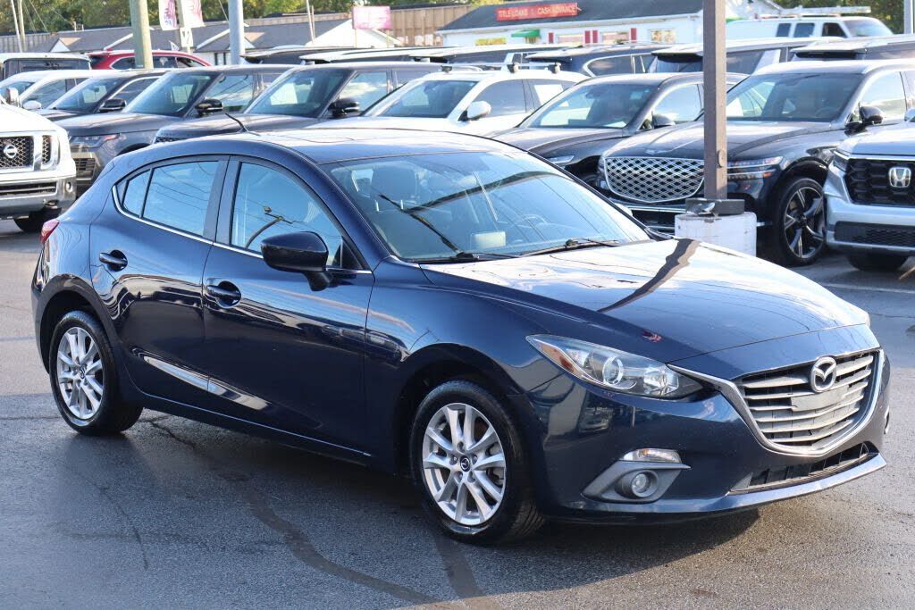 2016 MAZDA Mazda3