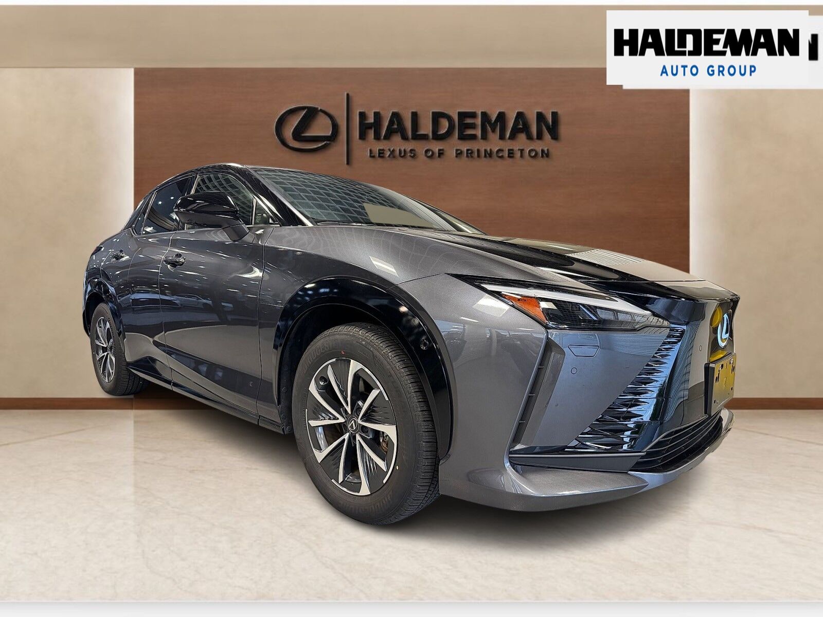 2023 LEXUS RZ 450e