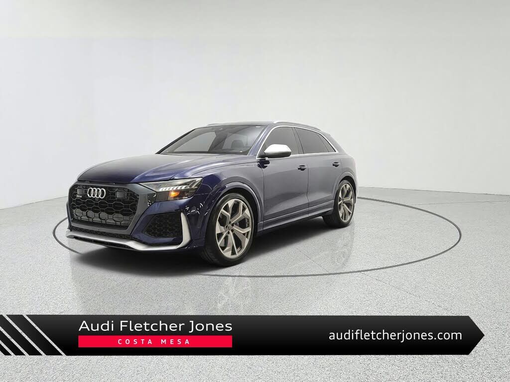 2024 AUDI RS Q8