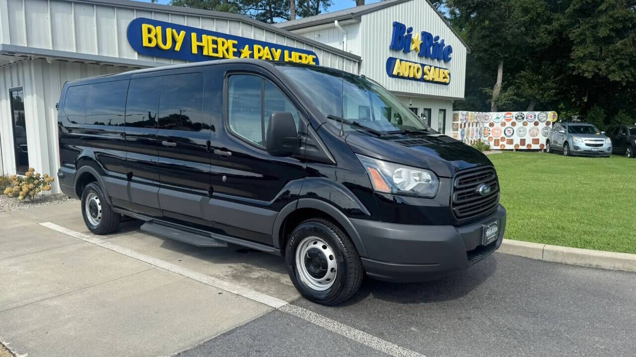 2017 FORD Transit