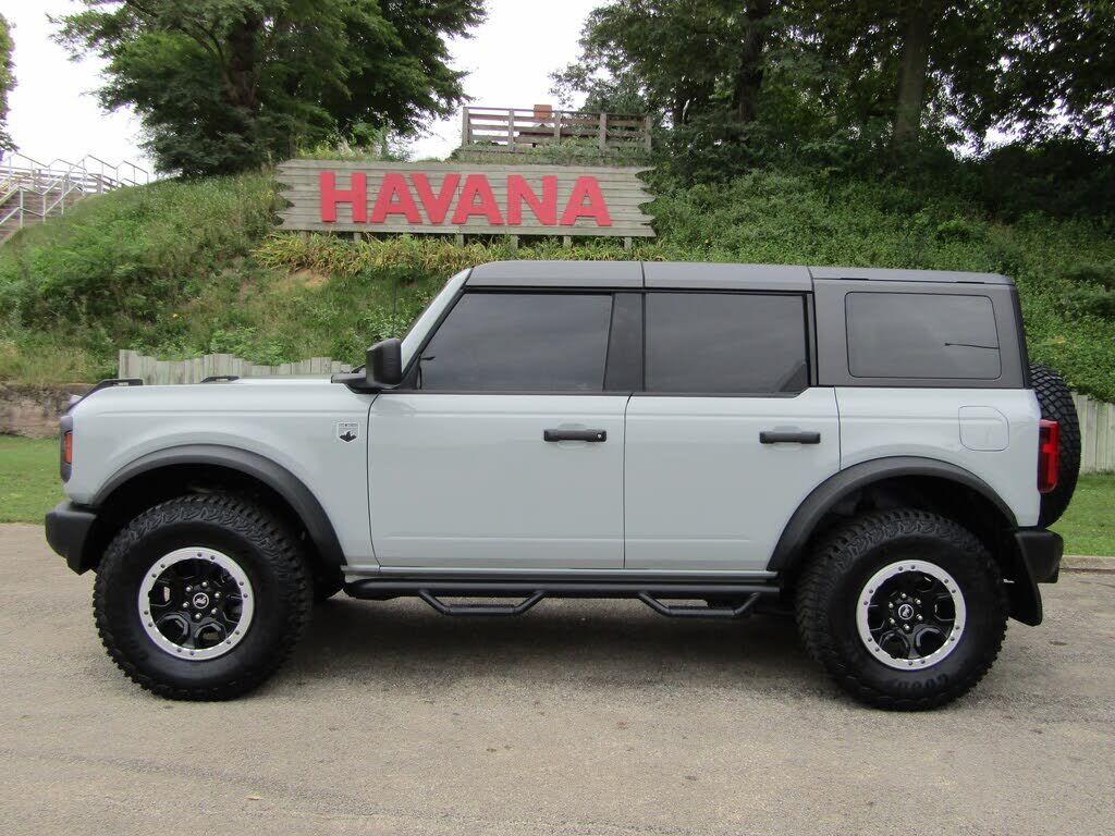 2023 FORD Bronco