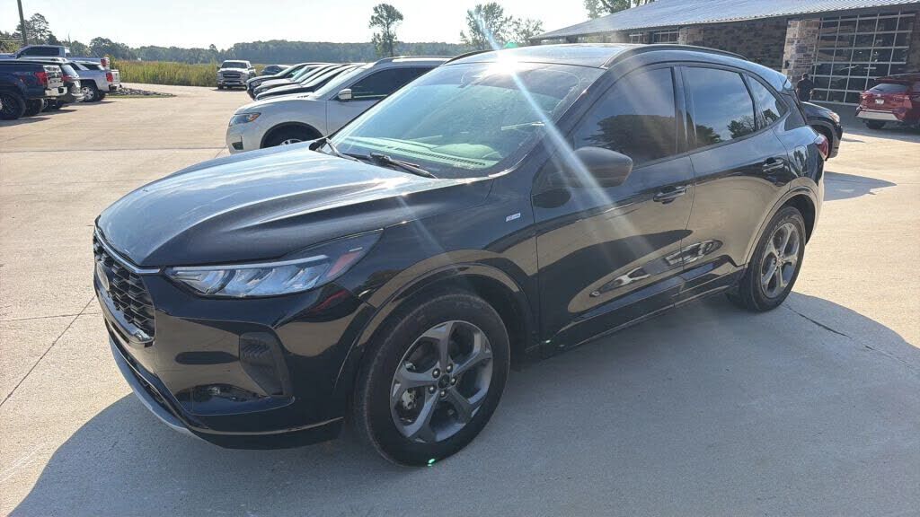 2024 FORD Escape