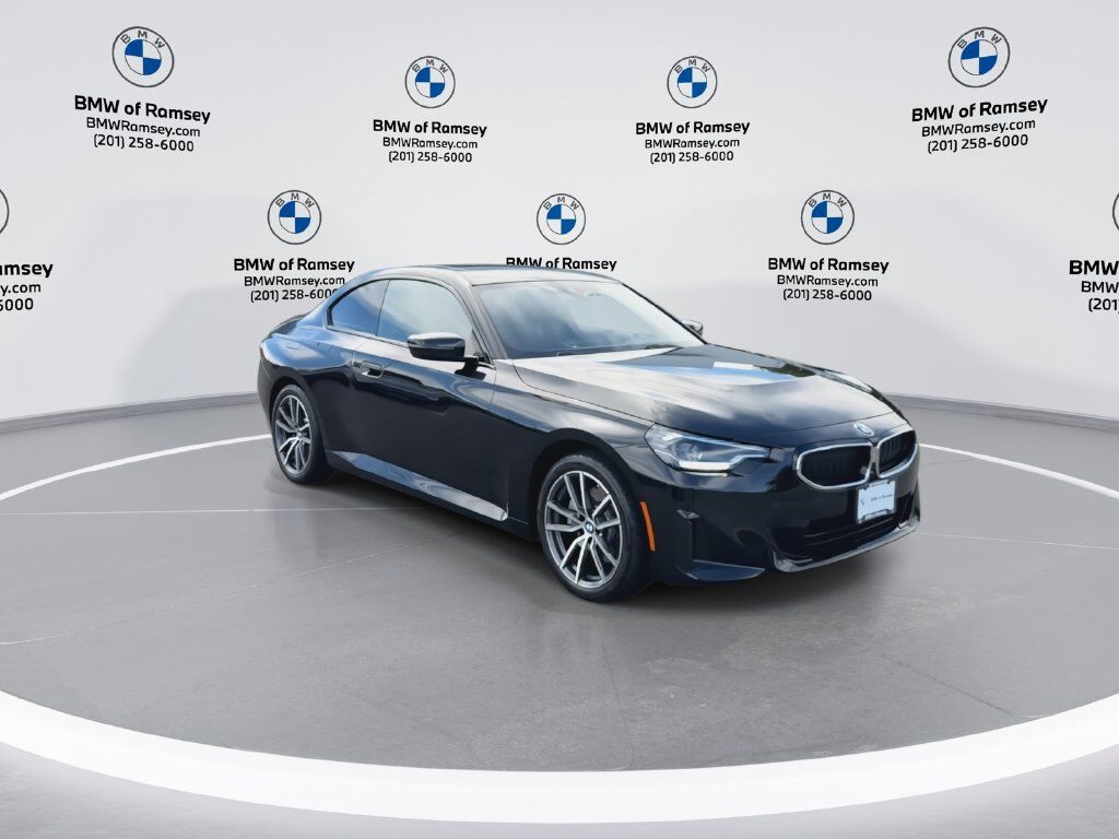 2024 BMW 230i