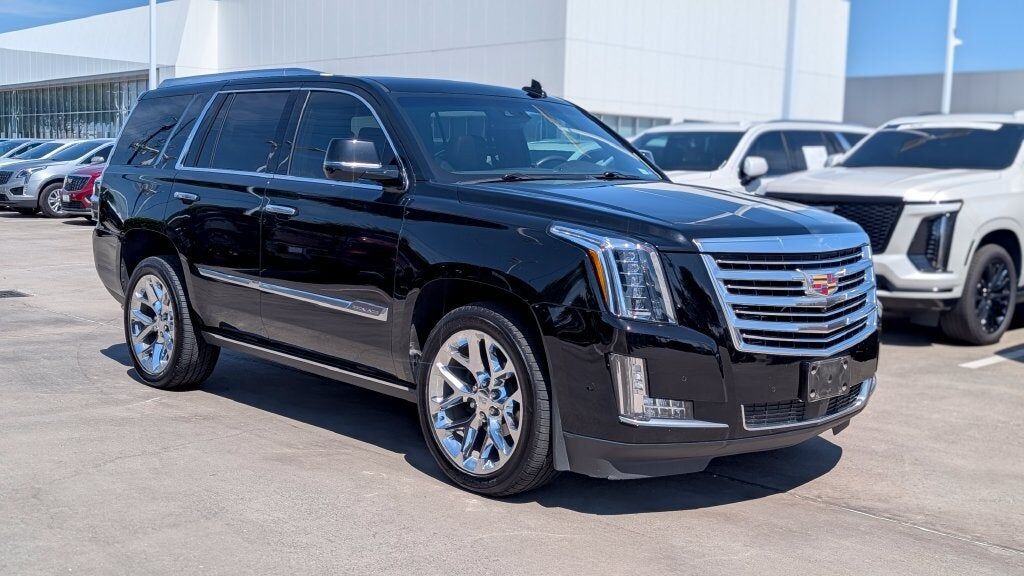 2020 CADILLAC Escalade