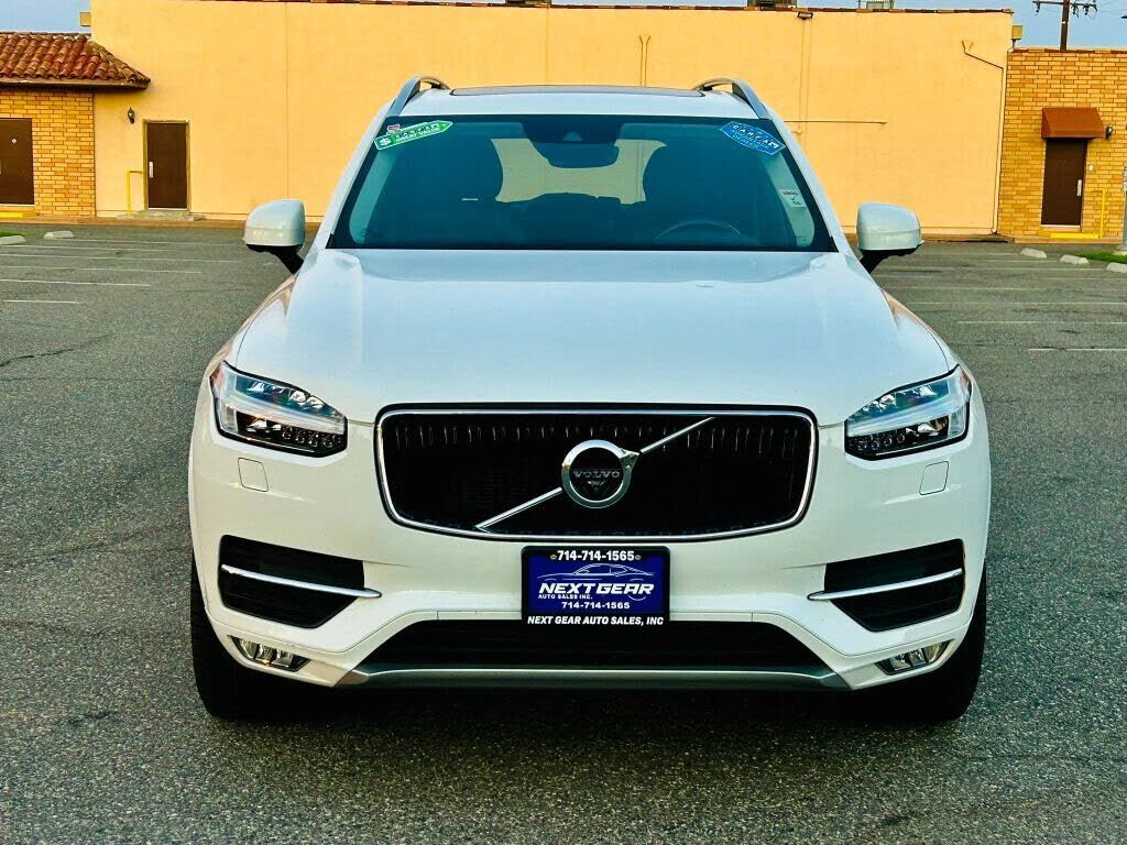 2017 VOLVO XC90
