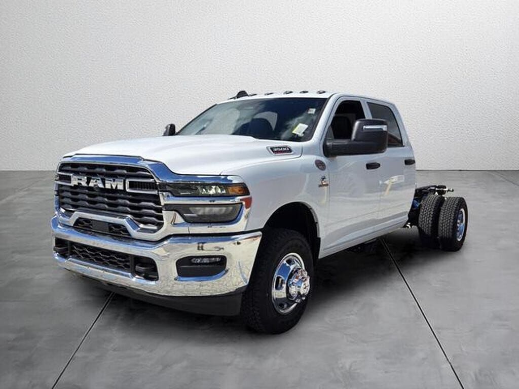 2027 RAM 3500