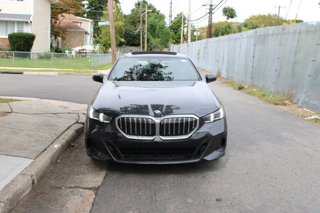 2026 BMW 530i