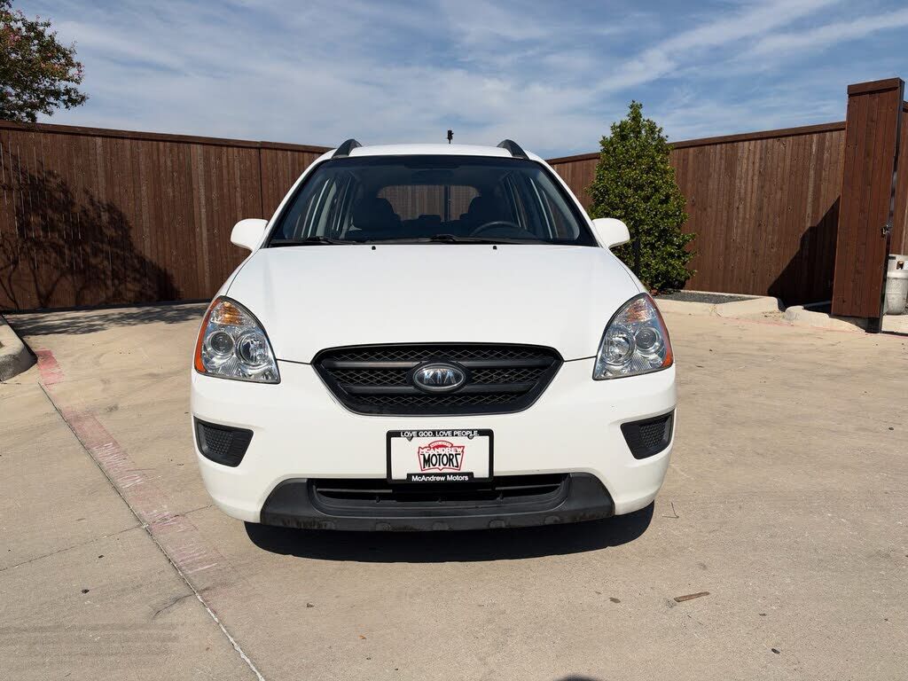 2008 KIA Rondo