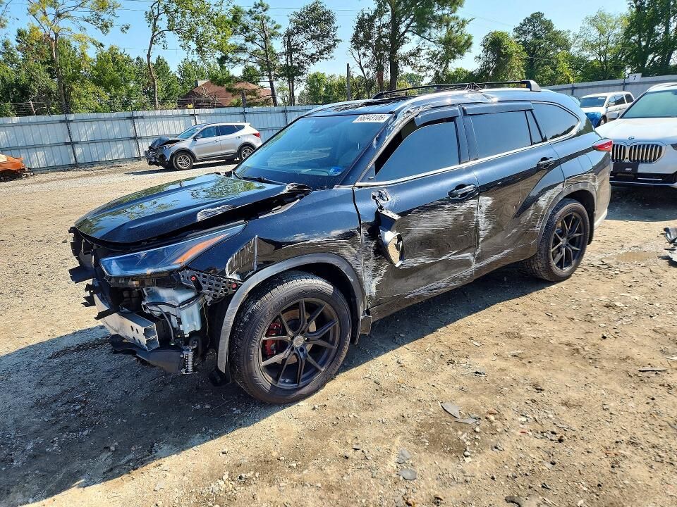 2021 TOYOTA Highlander