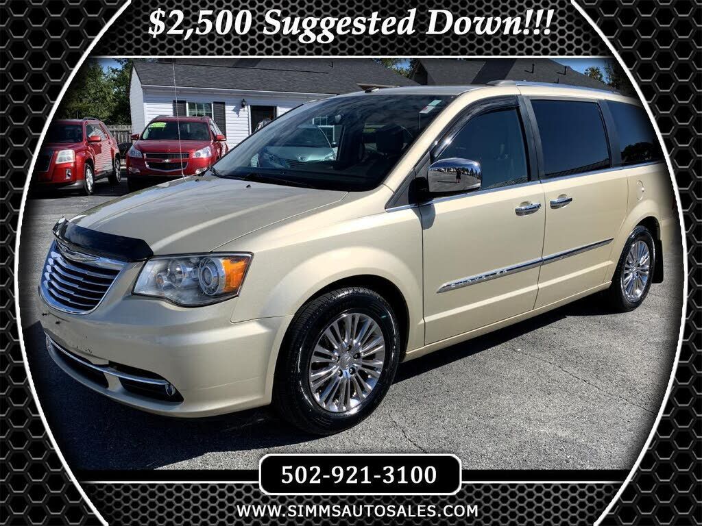 2011 CHRYSLER Town and Country