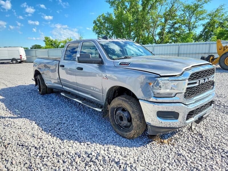 2022 RAM 3500