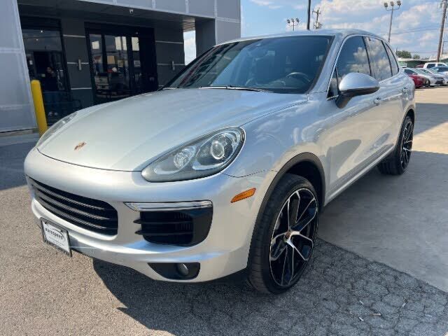 2018 PORSCHE Cayenne