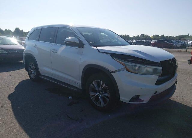 2016 TOYOTA Highlander