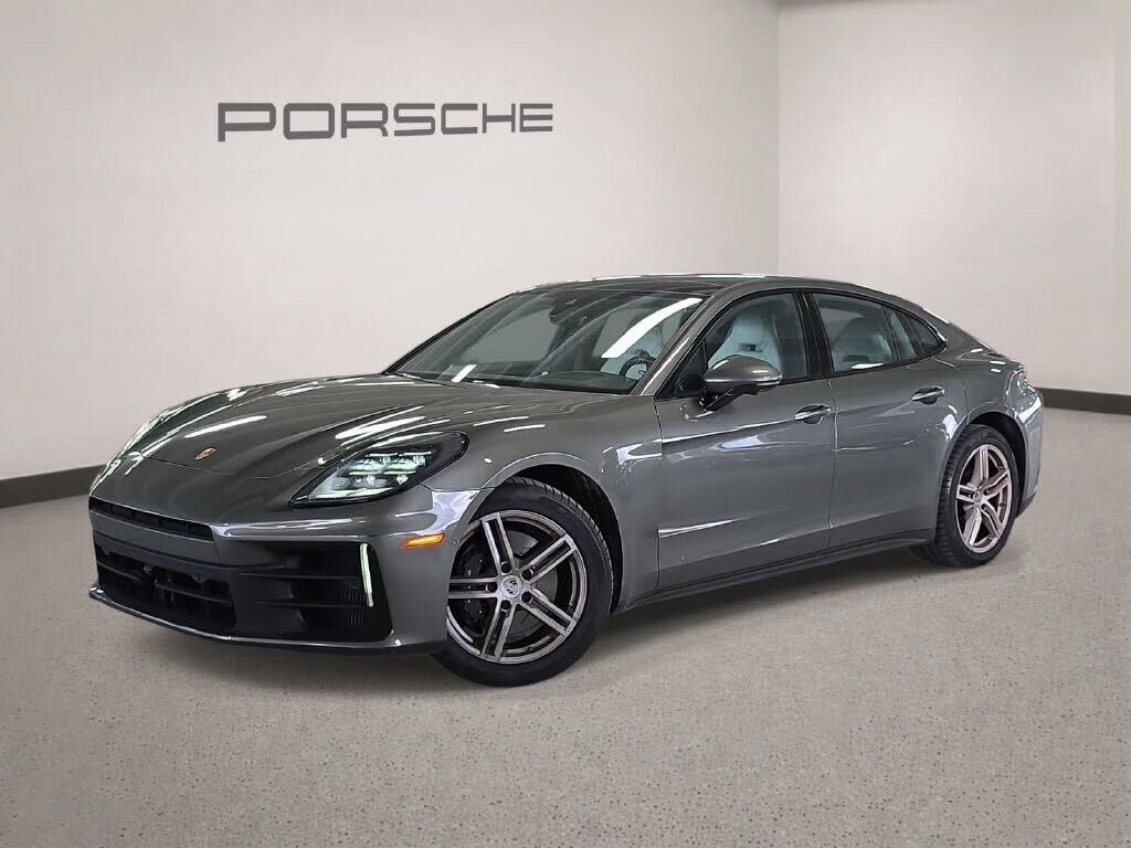 2025 PORSCHE Panamera