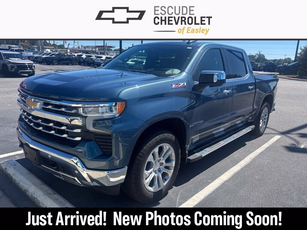 2024 CHEVROLET Silverado