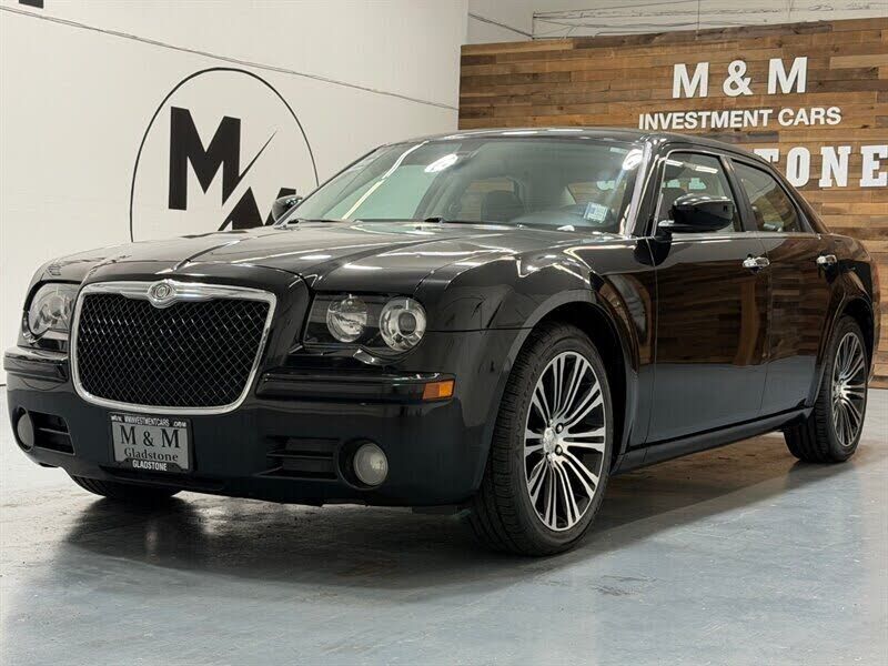 2010 CHRYSLER 300