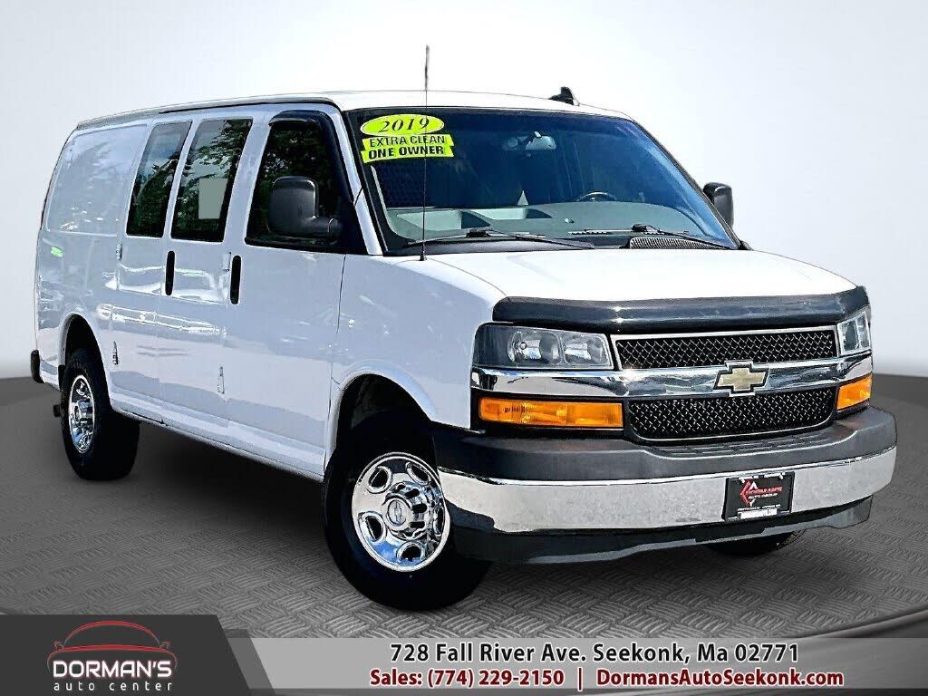 2019 CHEVROLET Express