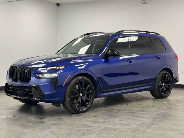 2023 BMW X7