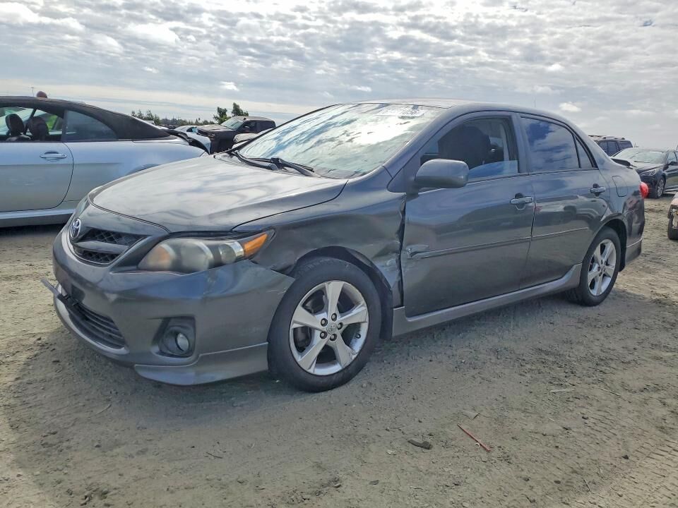2011 TOYOTA Corolla