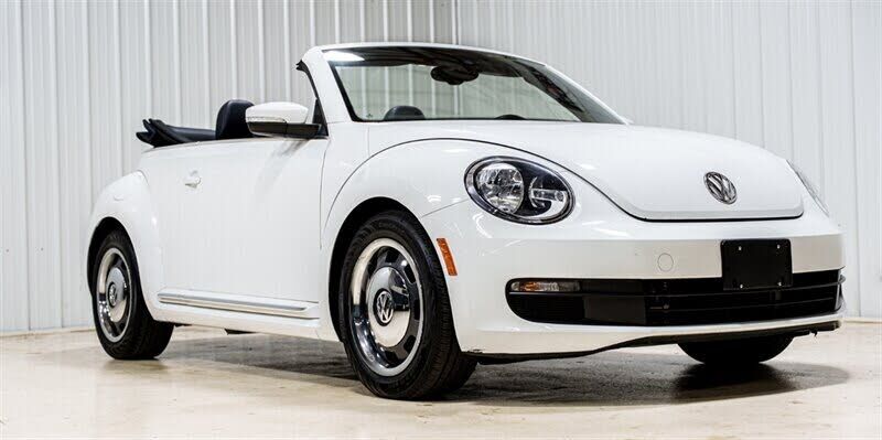 2016 VOLKSWAGEN Beetle