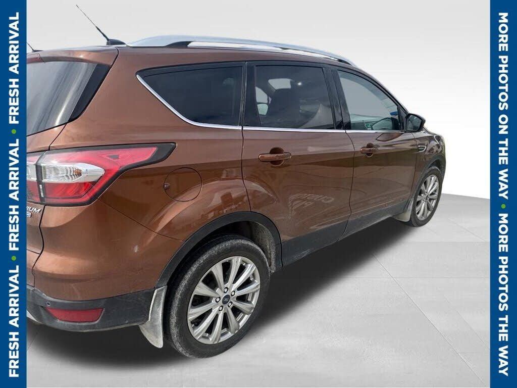 2017 FORD Escape