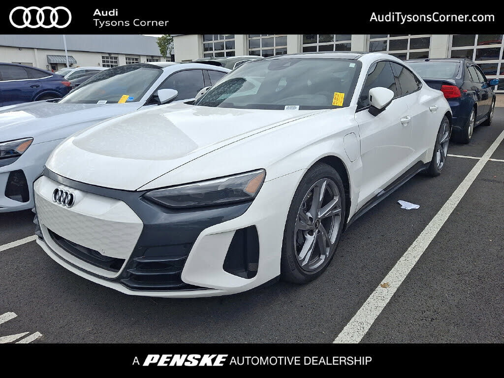 2024 AUDI e-tron GT