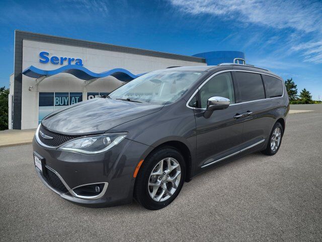 2019 CHRYSLER Pacifica