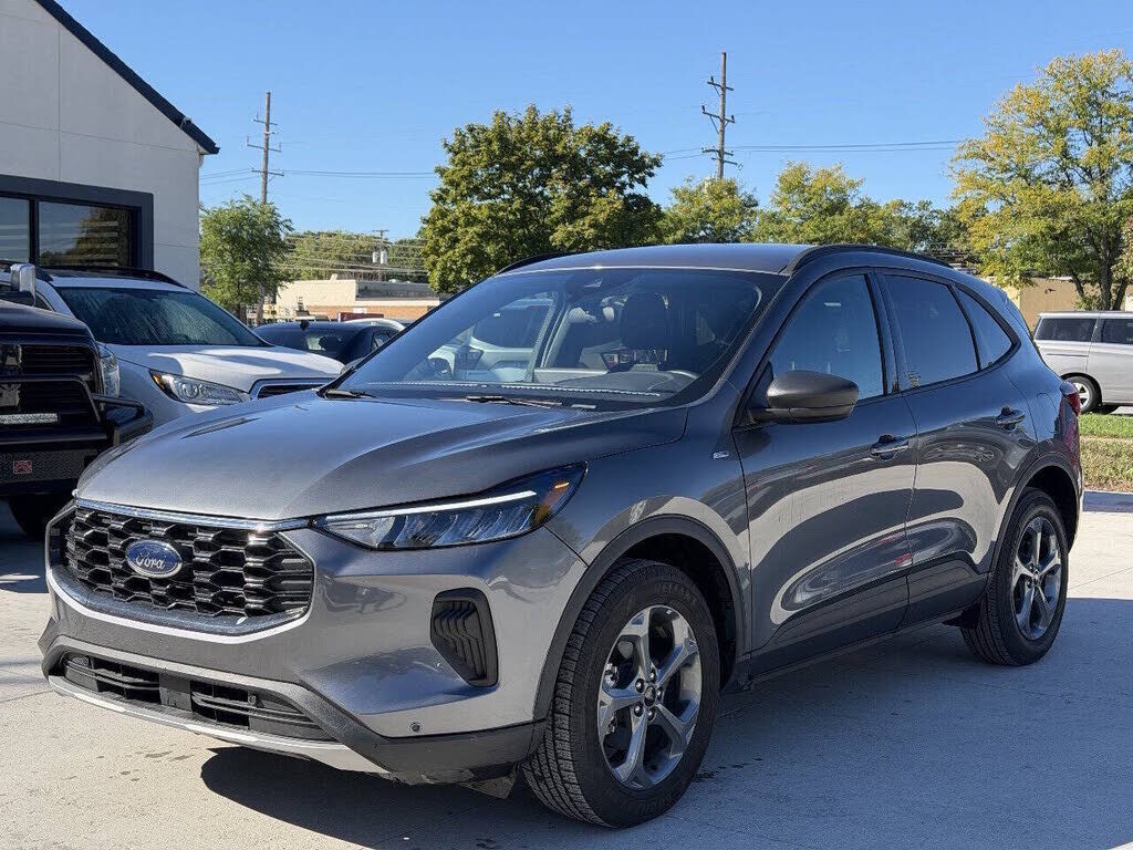 2025 FORD Escape