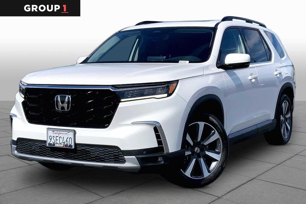 2025 HONDA Pilot