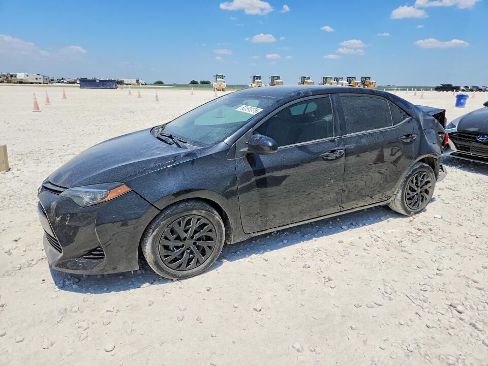 2018 TOYOTA Corolla