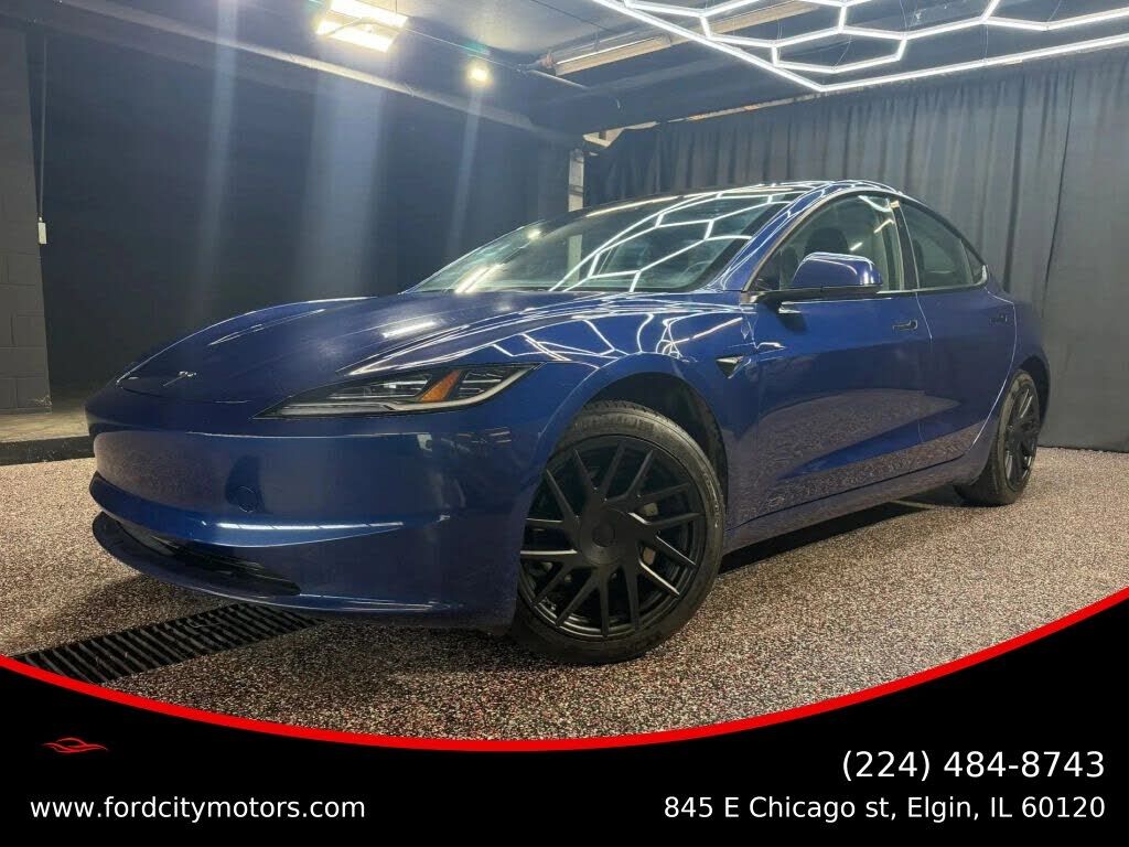 2025 TESLA Model 3