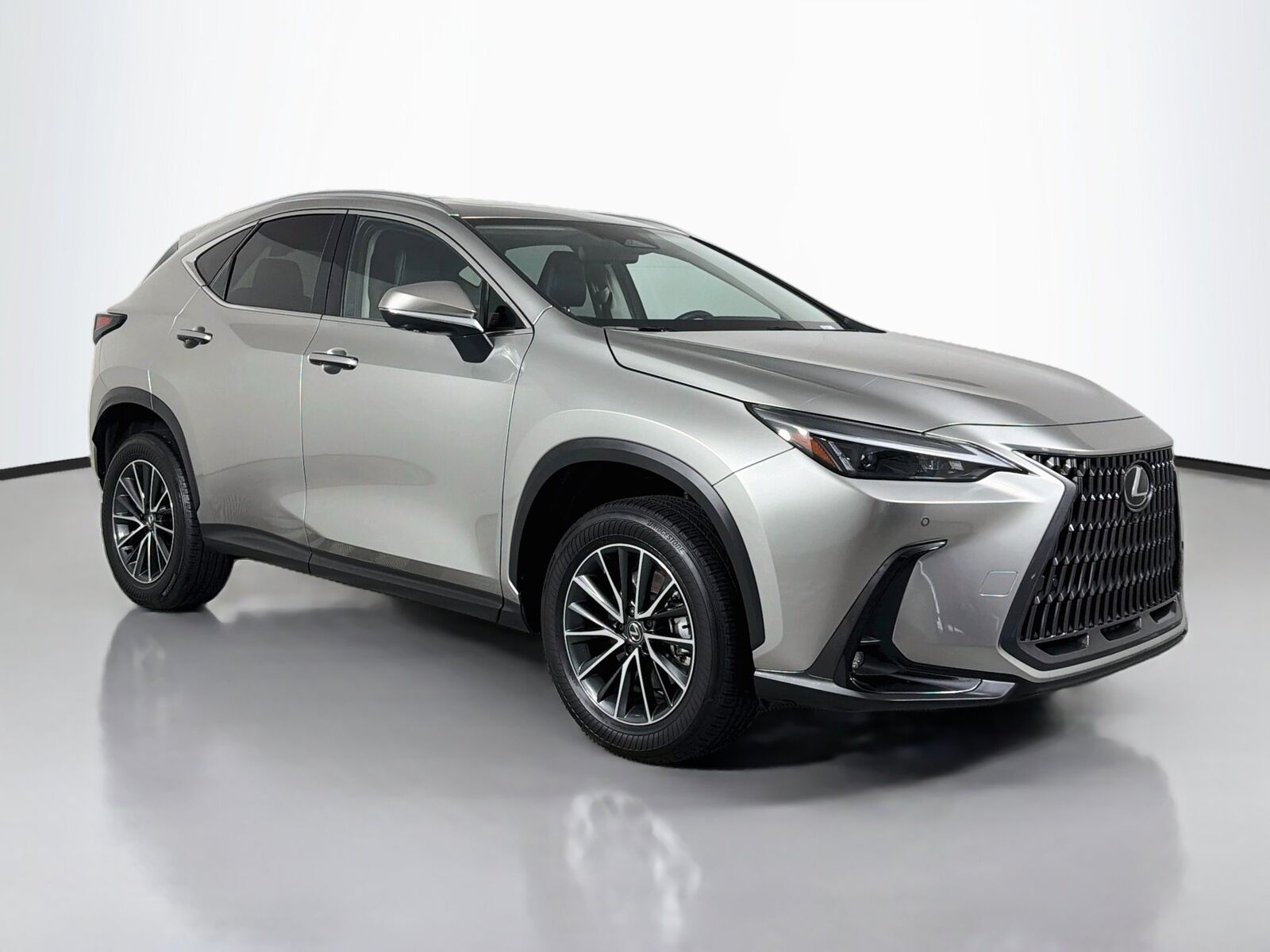 2025 LEXUS NX