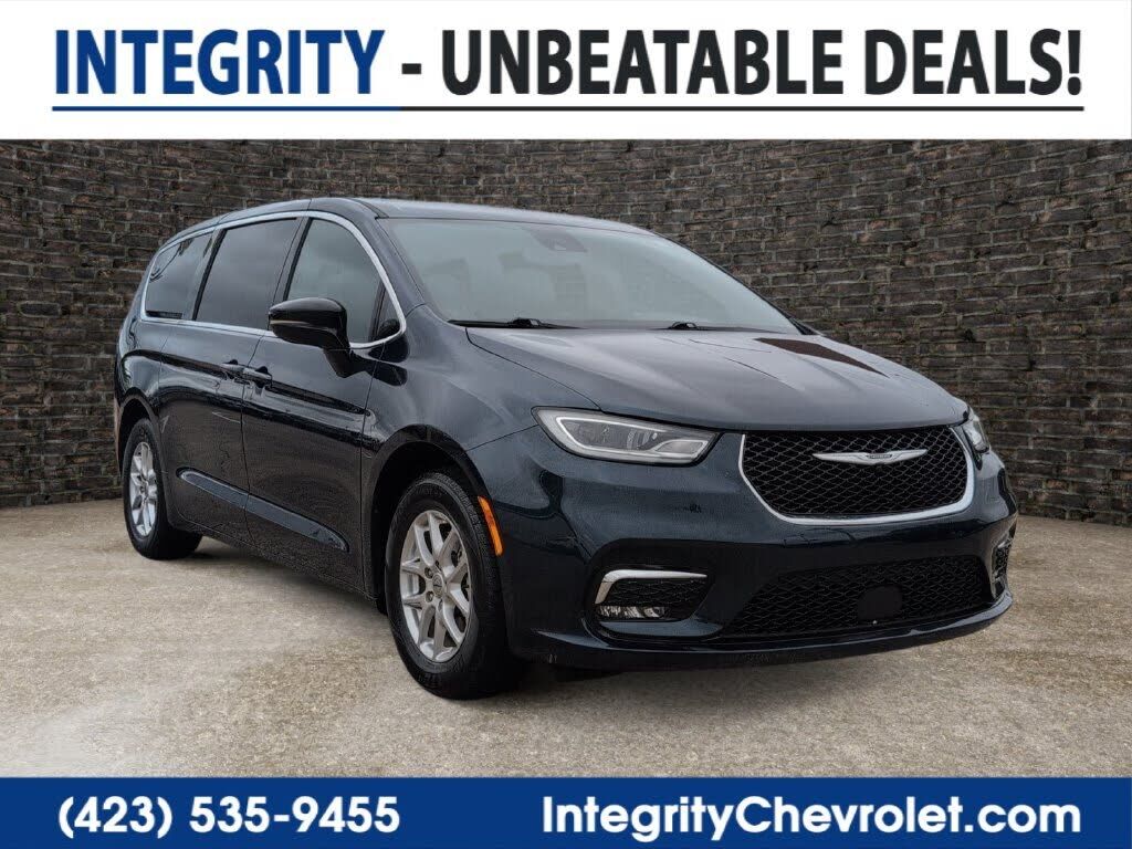 2025 CHRYSLER Pacifica