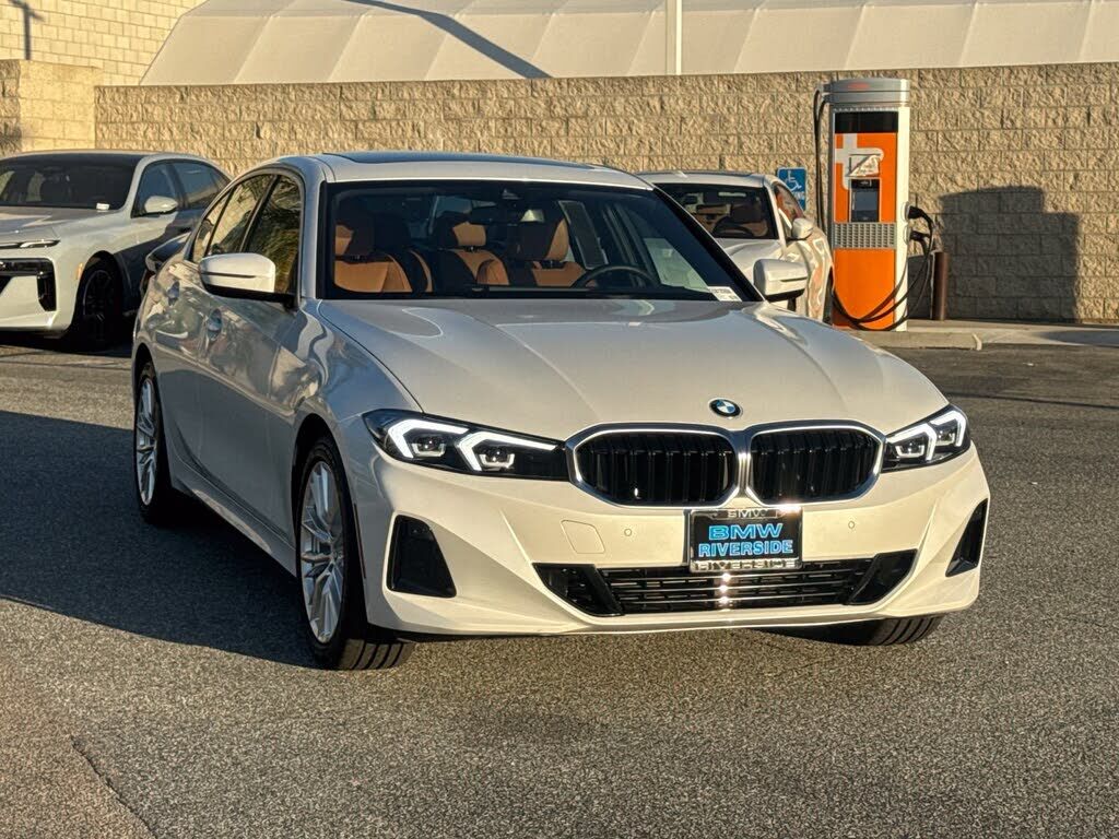 2024 BMW 330i