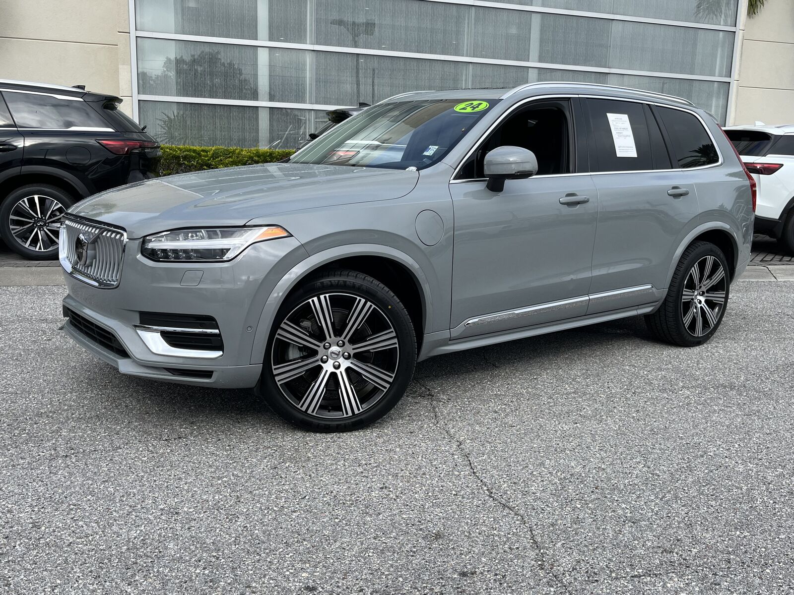 2024 VOLVO XC90