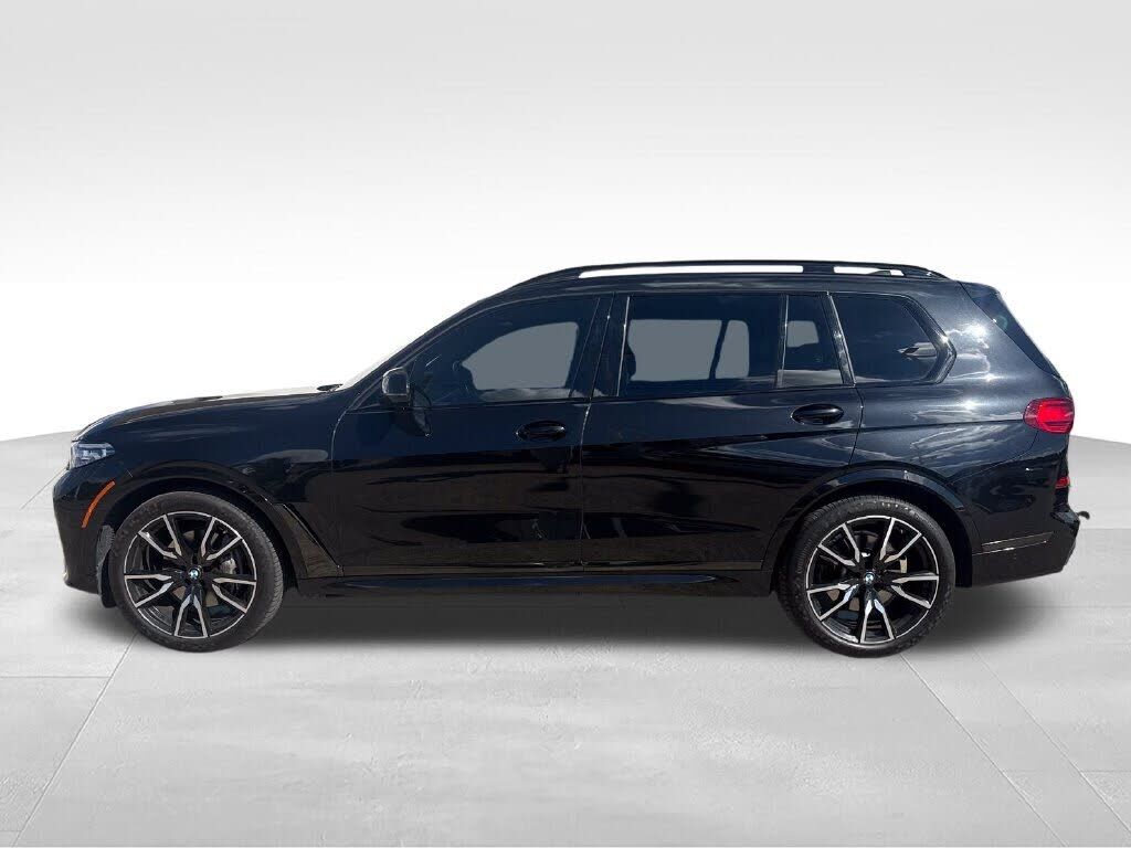 2021 BMW X7