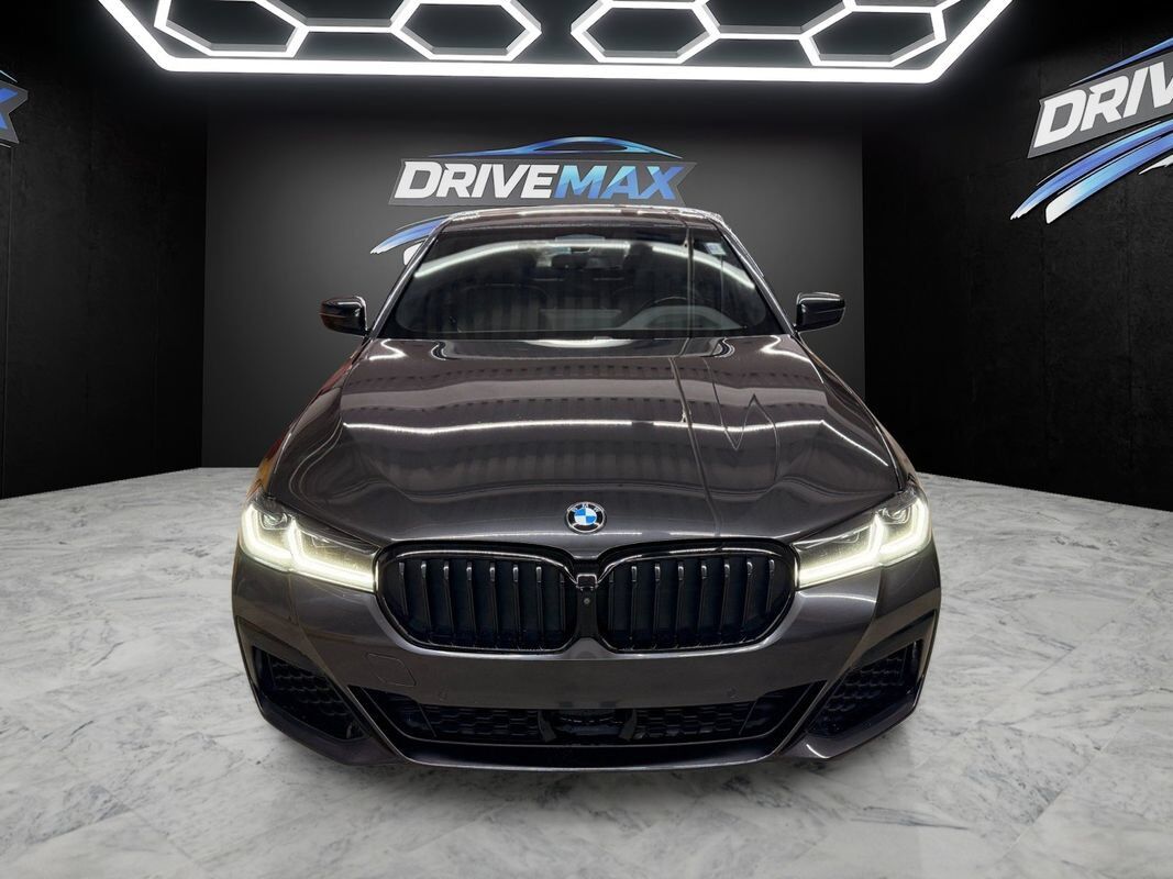 2022 BMW M550i