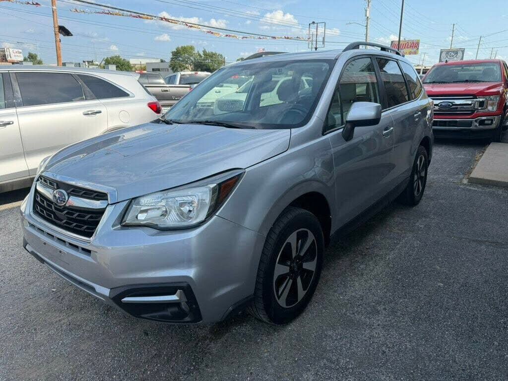2018 SUBARU Forester