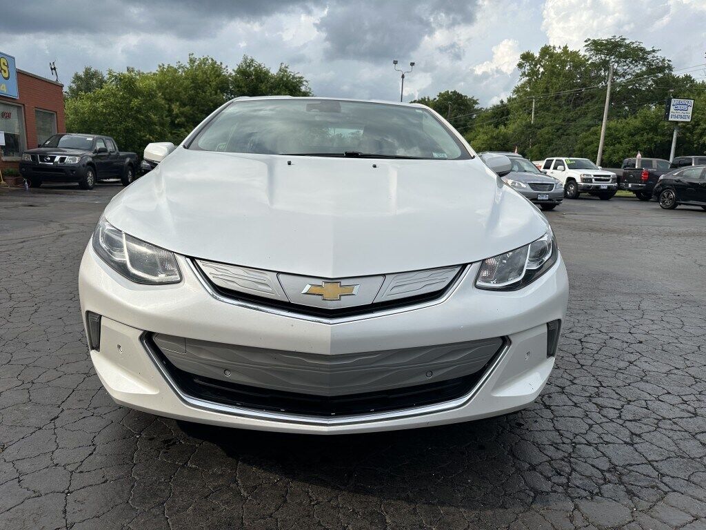 2018 CHEVROLET Volt