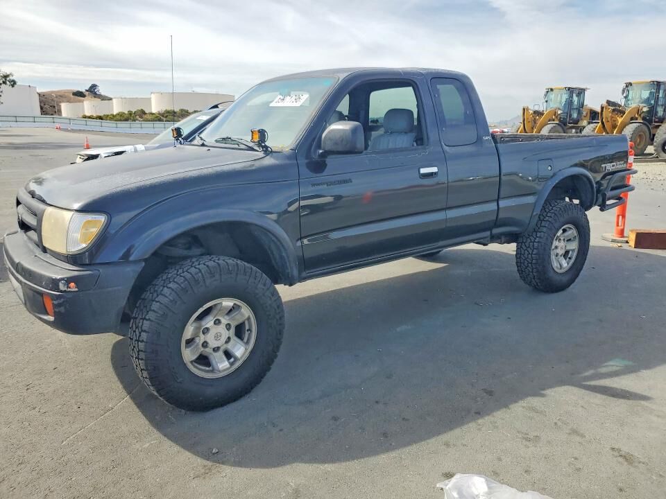 2000 TOYOTA Tacoma