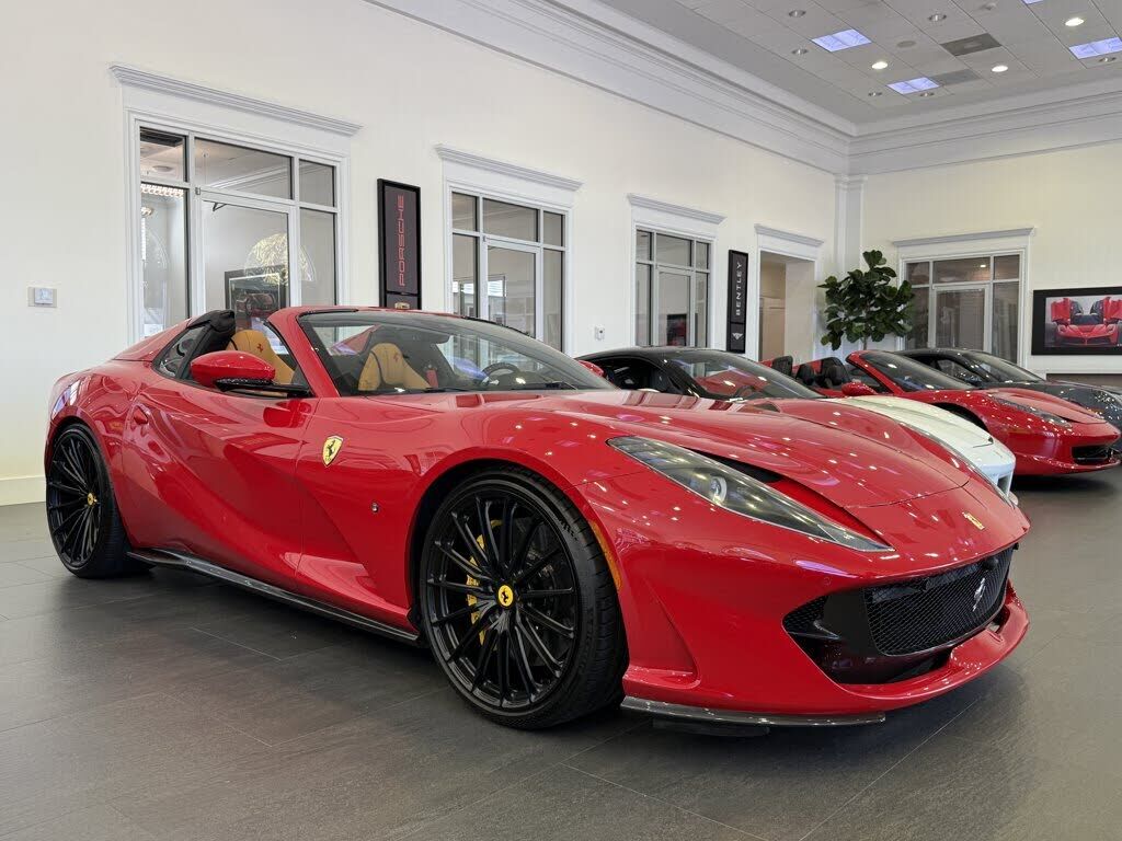 2022 FERRARI 812GTS