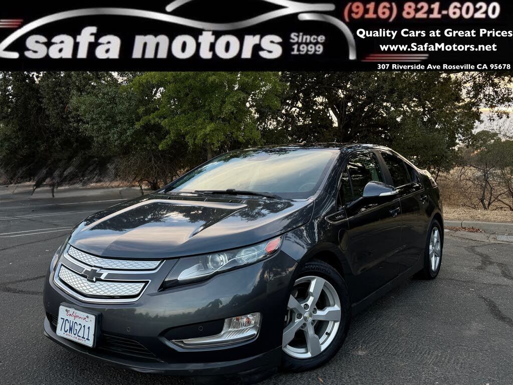 2013 CHEVROLET Volt
