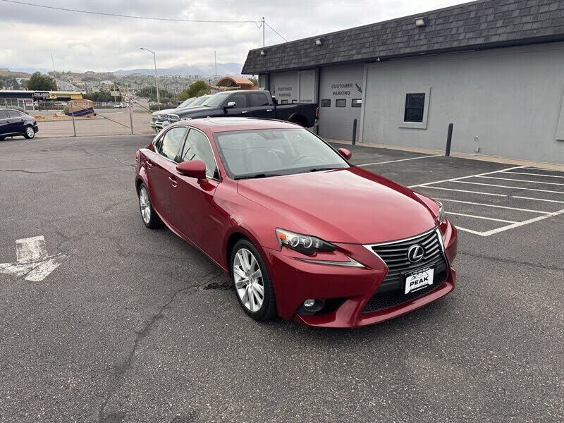 2015 LEXUS IS