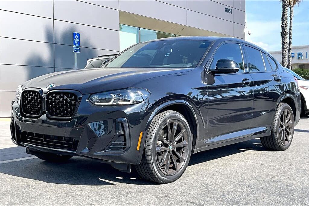 2023 BMW X4