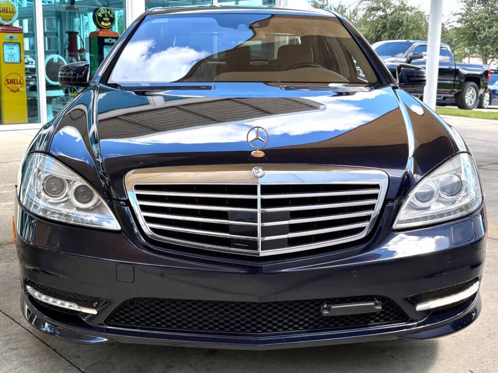 2010 Mercedes-Benz S-Class