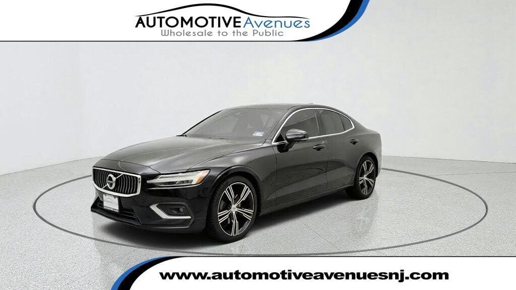2019 VOLVO S60