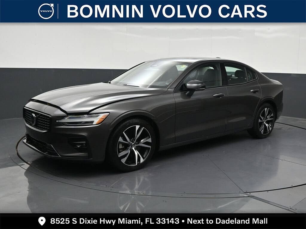 2024 VOLVO S60