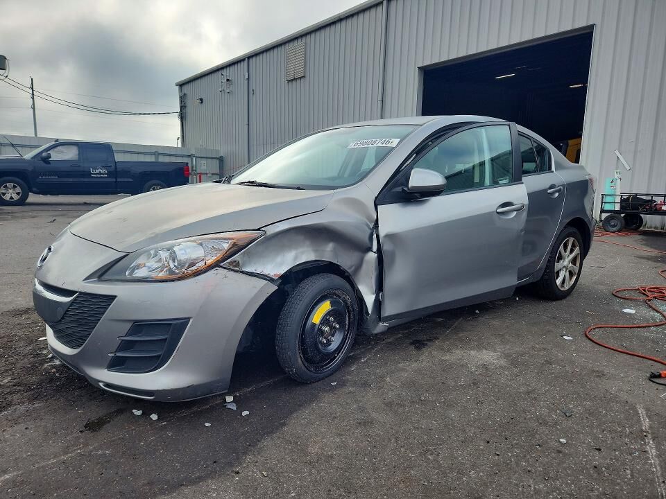 2010 MAZDA Mazda3